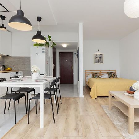 Arsenal City Apartment Warsaw By Renters Luaran gambar